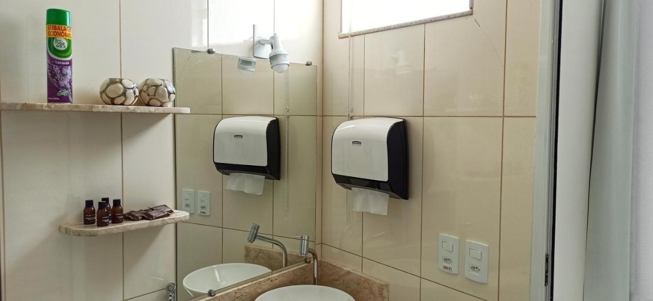 Hotel Pousada Família de Nazaré Cachoeira Paulista Esterno foto