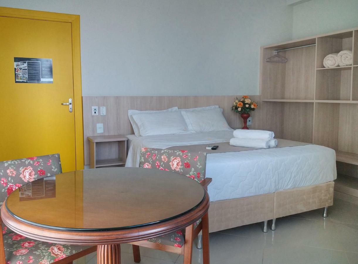 Hotel Pousada Família de Nazaré Cachoeira Paulista Esterno foto