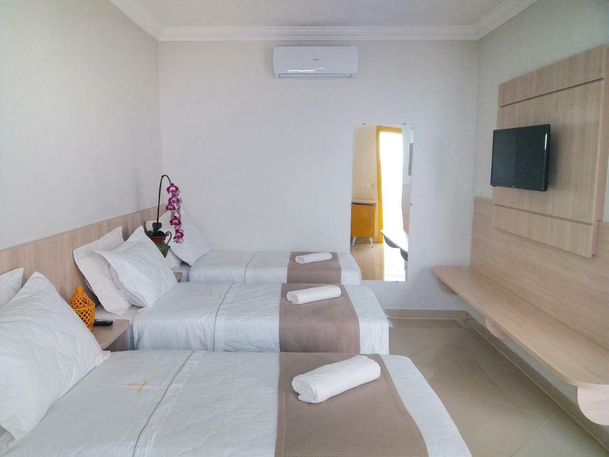 Hotel Pousada Família de Nazaré Cachoeira Paulista Esterno foto