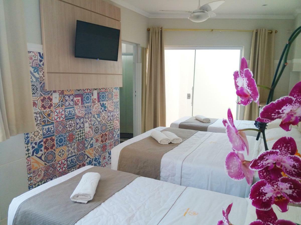 Hotel Pousada Família de Nazaré Cachoeira Paulista Esterno foto